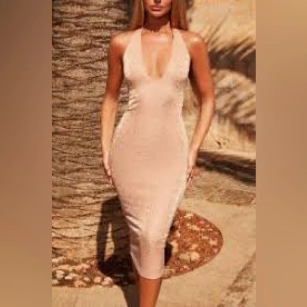 OH POLLY Plunge Neck Halter MIDI Dress In Rose Gold NWT - Picture 9 of 16